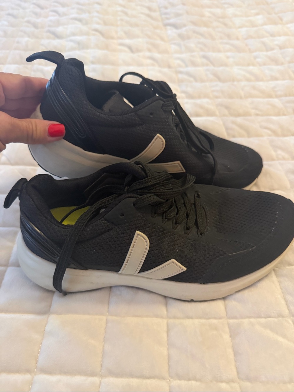 Veja size 6 Women’s Black Sneakers with White V Accent